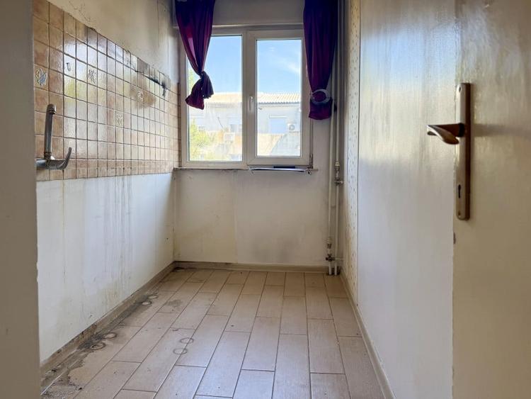 Apartament cu 3 camere , ideal pentru personalizare - 10