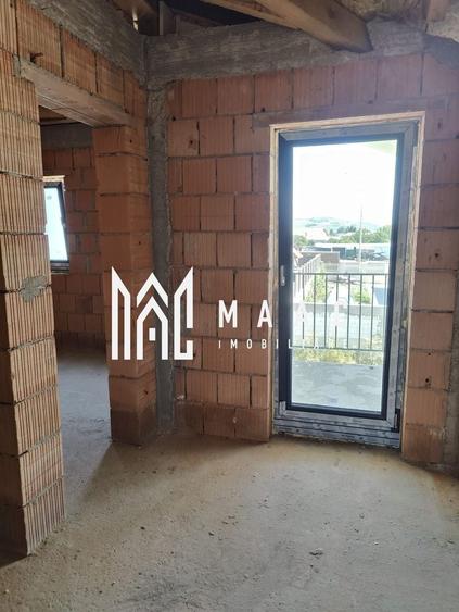 Duplex cu 4 camere cu Canalizare în Șura Mare