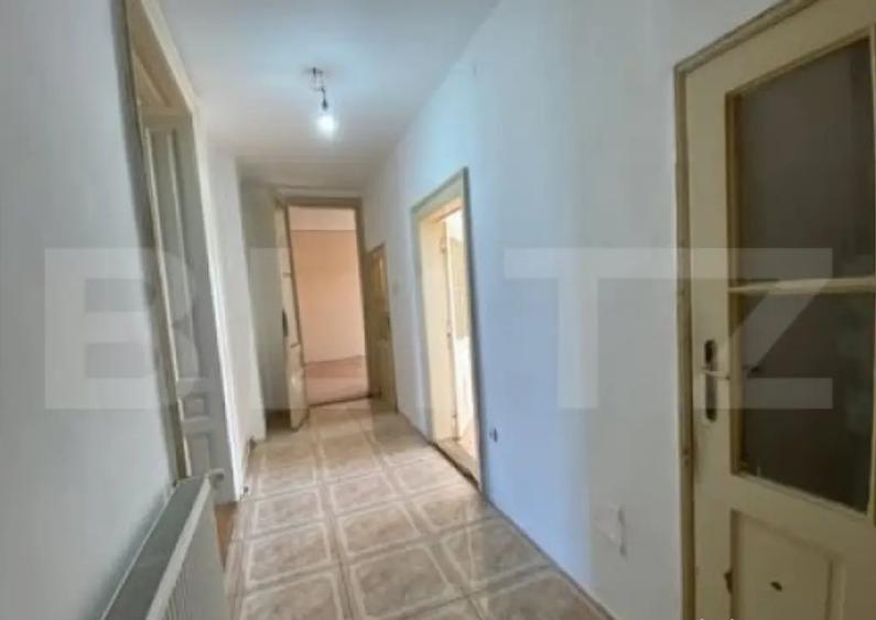 Spatiu birou de inchiriat, cu 3 camere, 105 mp, spatios, zon - 6