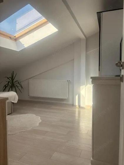 Apartament 3 camere Laminorului decomandat 85 mp, etaj 3 ,metrou 4 min - 15