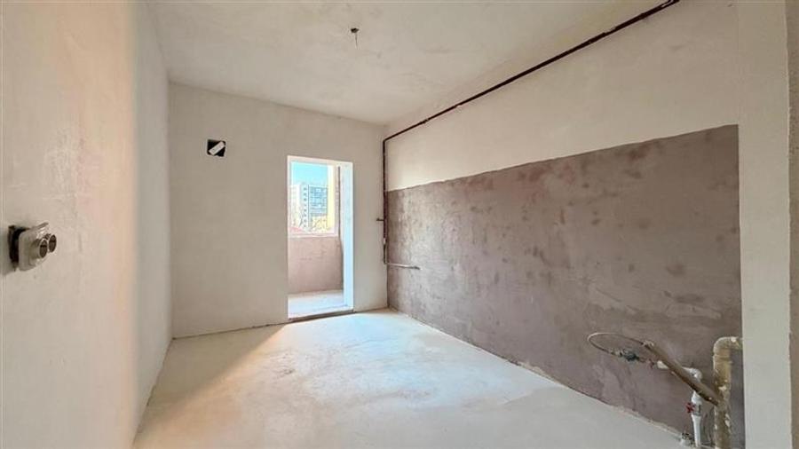 Apartament cu 3 camere, 2 bai, UMF CENTRU, decomandat, bloc din 1980 - 4