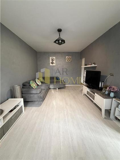 Apartament 3 camere, decomandat, Ploiesti, Democratiei/ Bd. Castanilor - 17