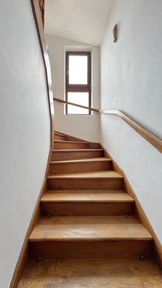 VILA  SPATIOASA IN CENTRUL VECHI - 4