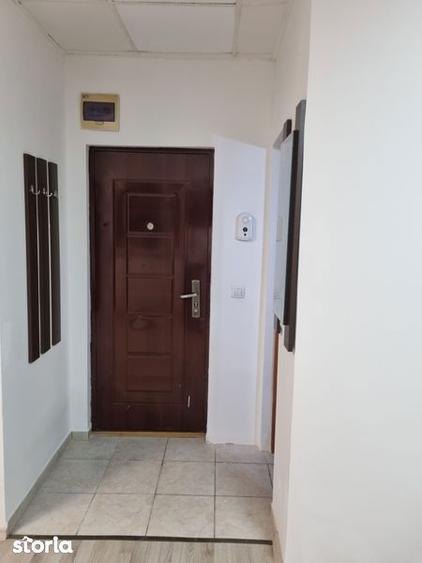 Inchiriez garzoniera - 2