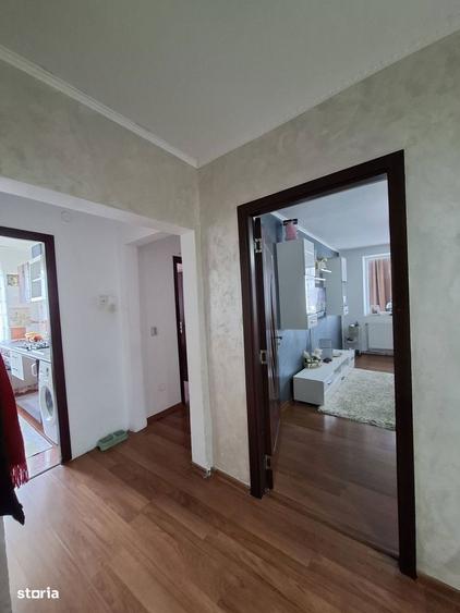 De vanzare apartament cu 2 camere decomadat,etajul 1,mobilat ?i utilat - 1