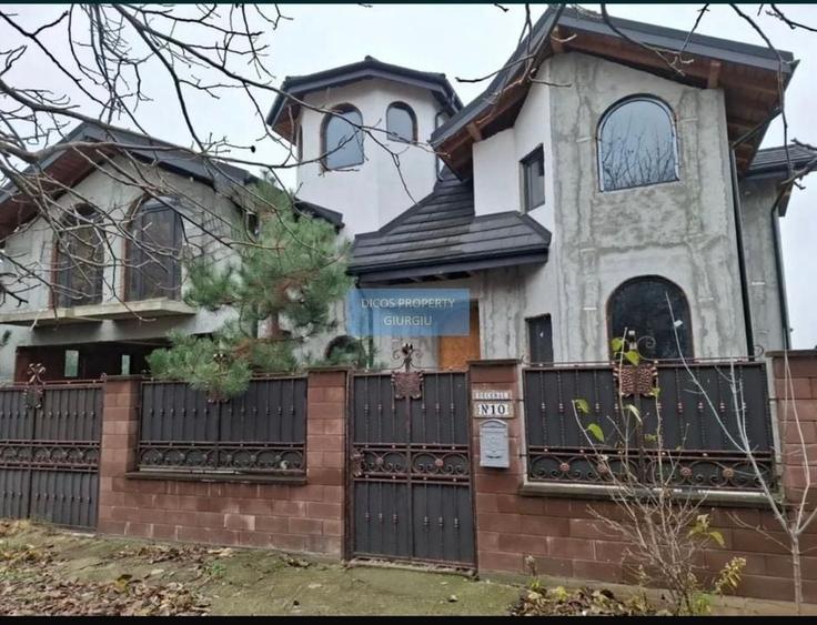 Casă &icirc;n Construcție - Str. Decebal, Giurgiu - 3