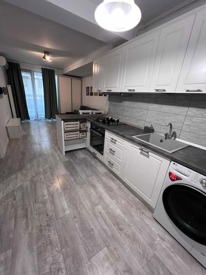 Inchiriez Apartament - 1