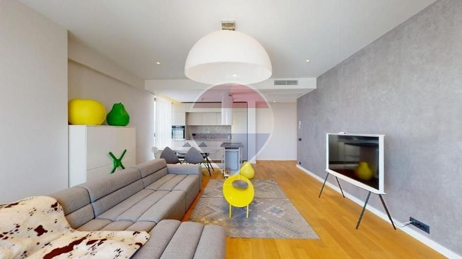 Apartament cu 3 camere decomandat în Herăstrău