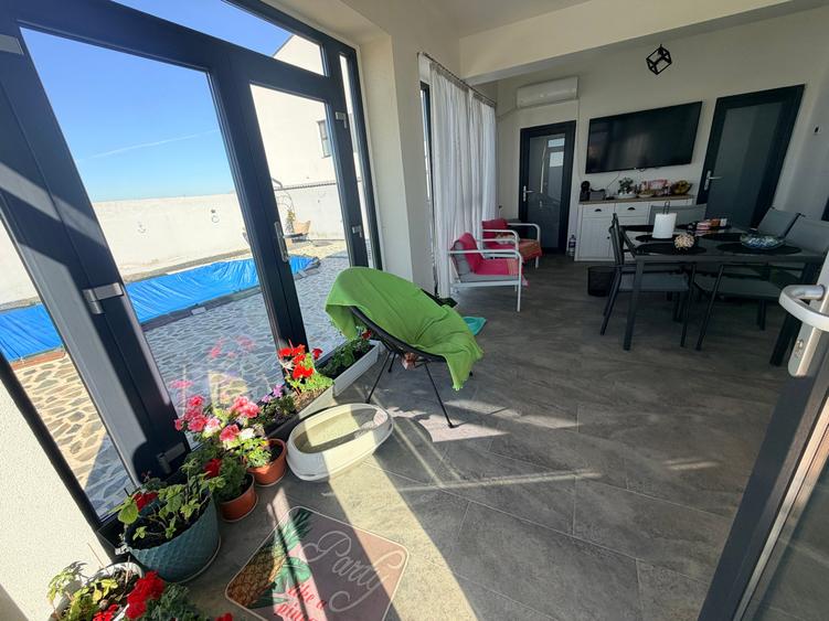 Casa moderna cu piscina P+1. 5 cam. Teren 603 mp - 28