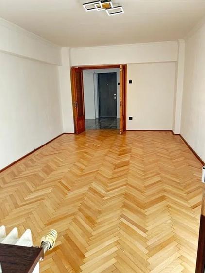 Spatiu de birouri Unirii | Nemobilat | Decomandat | Balcon - 4