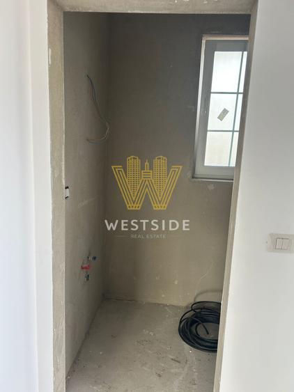 Apartament cu 3 camere decomandat în Sânandrei
