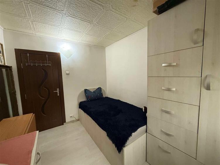 Apartament 3 camere Baza 3 - 6