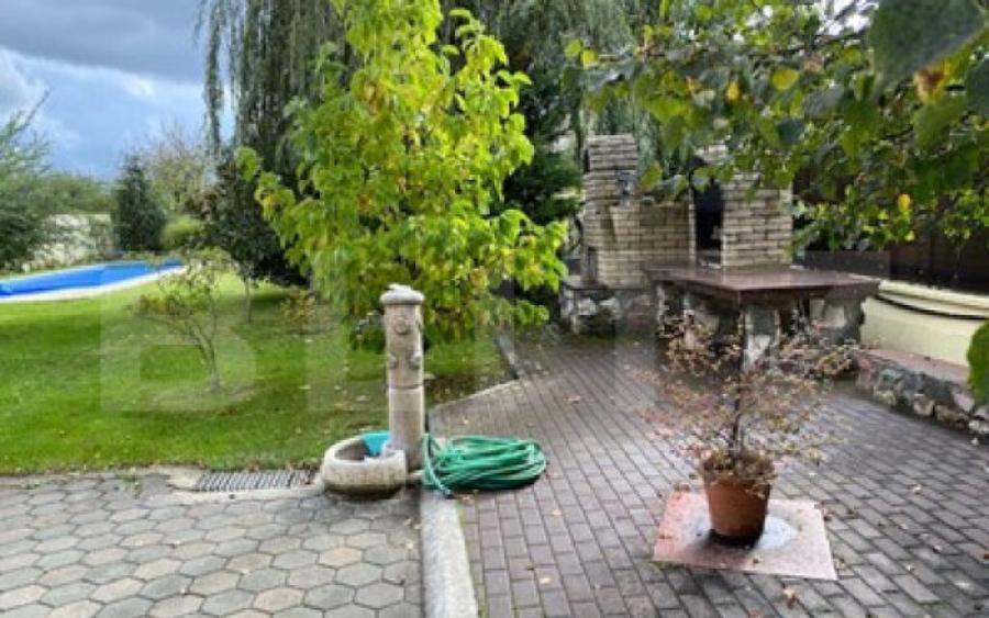 Casa de vanzare, 400 mp, zona Paulesti - 13