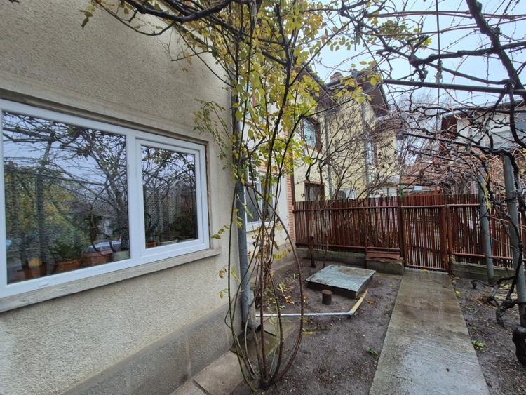 Alexandria, casa-vila de vanzare, teren 1050 mp pretabil comercial - 7