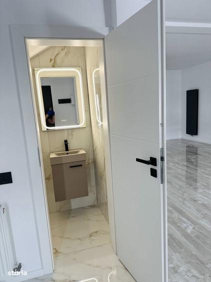Casă cu 3 camere cu Teren 500 Mp în Domnești