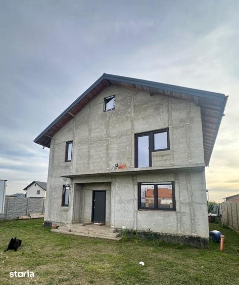 Casă cu 4 camere cu Teren 1000 Mp în Ciorogârla