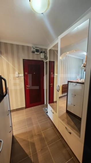Apartament cu 2 camere semidecomandat, mobilat în Rogerius