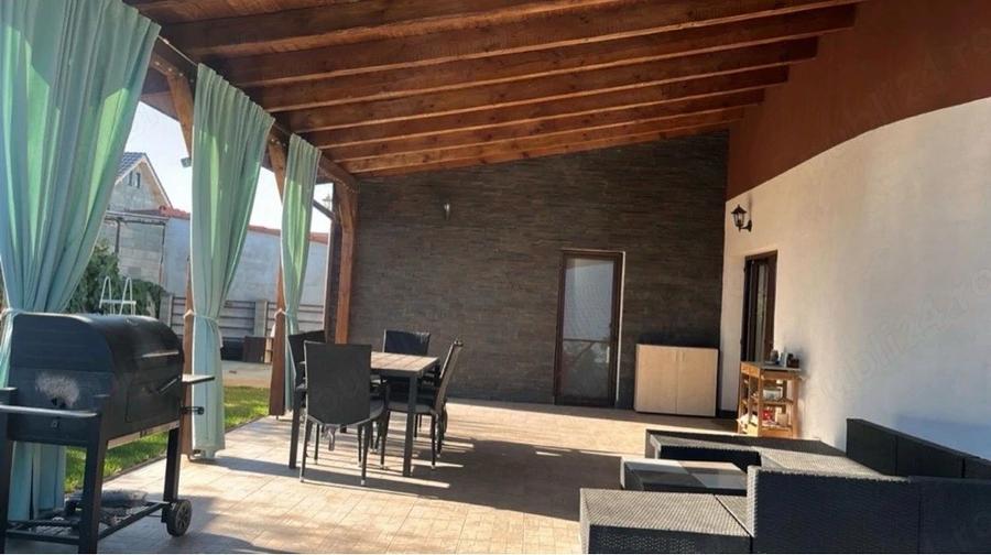 Casă cu 5 camere cu Teren 612 Mp în Moșnița Nouă