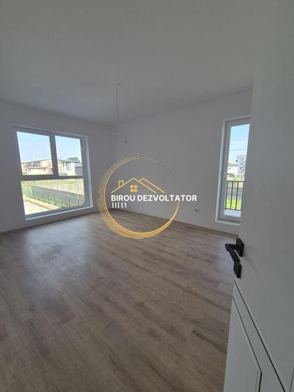 Apartament cu 3 camere decomandat în Theodor Pallady