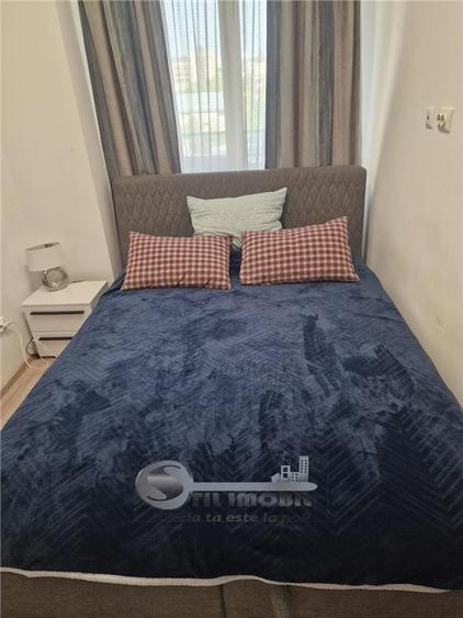 Apartament cu 2 camere decomandat în Podu Roș