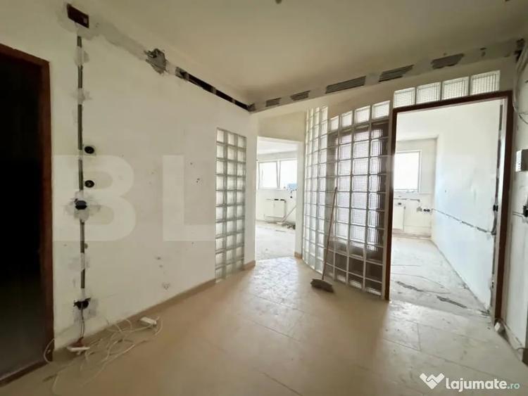 Apartament cu 2 camere decomandat în Dacia