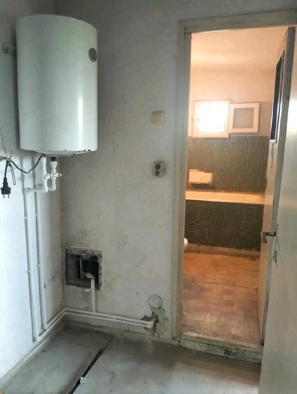 Apartament cu 2 camere nedecomandat în Central