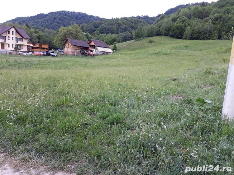 Teren de 10500 mp, în Central