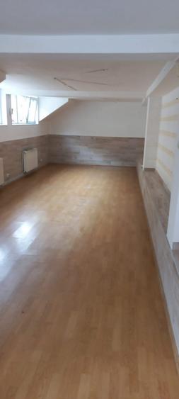 Spațiu comercial, de 50 mp, în Cetate