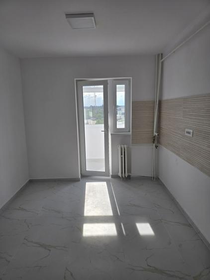 Apartament cu 2 camere decomandat în Exterior Vest