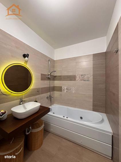 Apartament cu 3 camere decomandat în 13 Decembrie