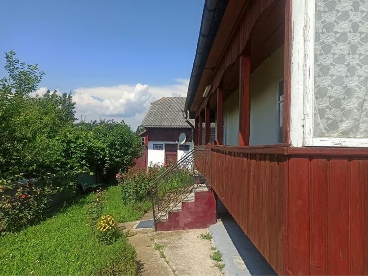 Casă cu 2 camere în Comănești