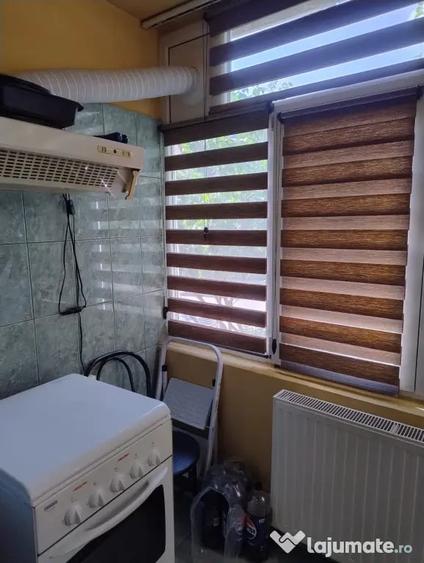 Apartament cu 2 camere semidecomandat în Popa Șapcă