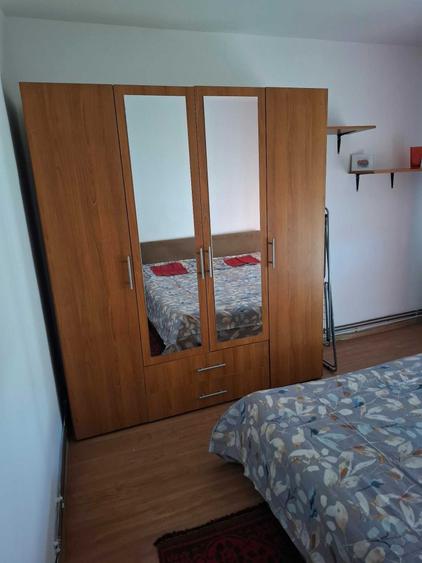 Apartament cu 2 camere decomandat în Carpați 2