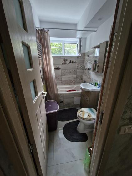 Apartament cu 2 camere decomandat în Abator