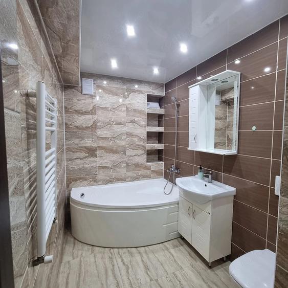 Garsonieră decomandată în Morarilor