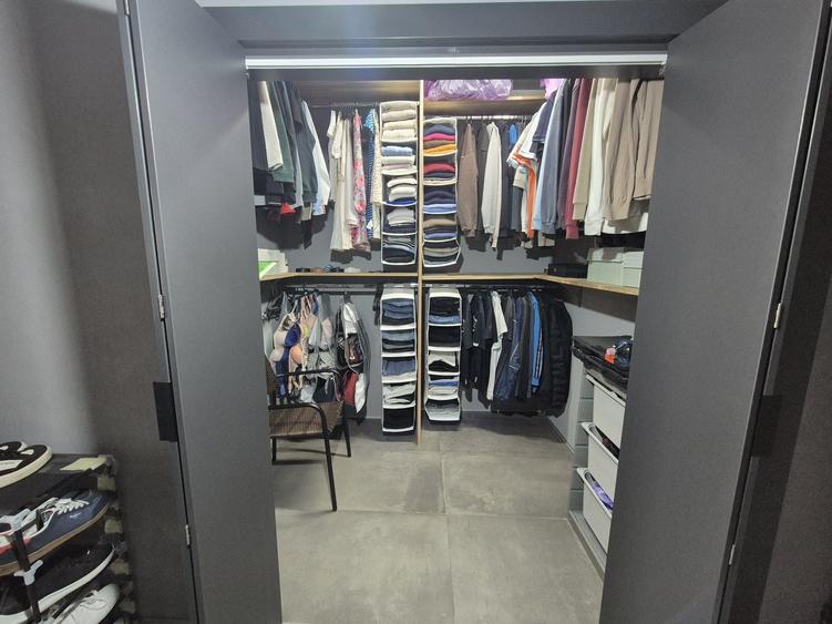 Apartament cu 2 camere semidecomandat în Mogoșoaia