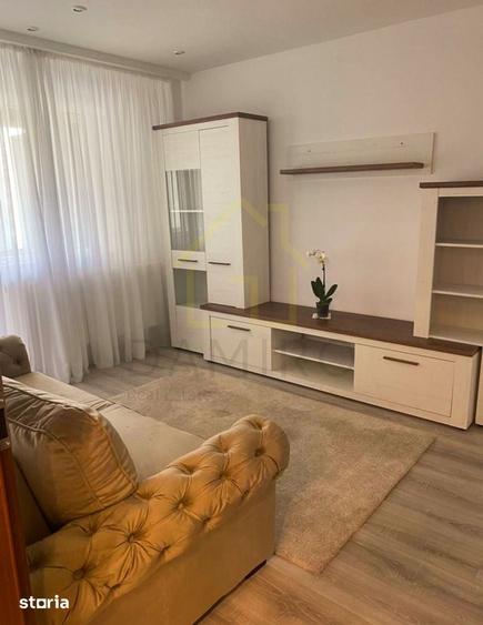 Apartament cu 3 camere în Berceni