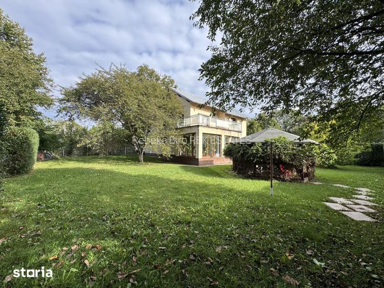 VILA P+1+M in Breaza de Sus | 1317 mp teren | 344mp casa | Garaj | Foi