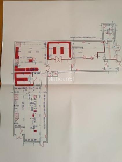 Vand spatiu comercial Vand spatiu comercial