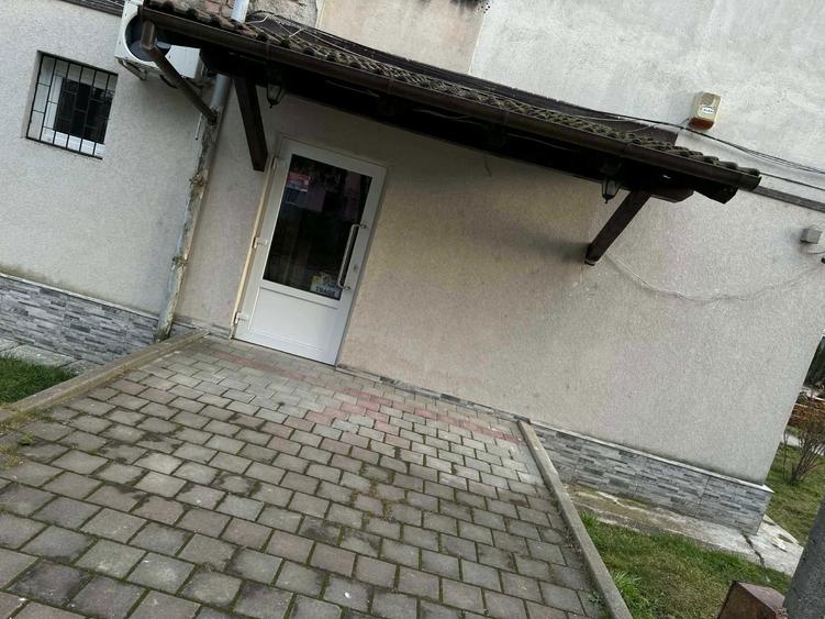 spatiu comercial / apartament in Cisnadie - 3