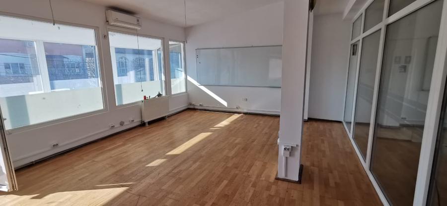 Gh. Lazar - Spatii birouri - Su=144mp - Centrala proprie - 3