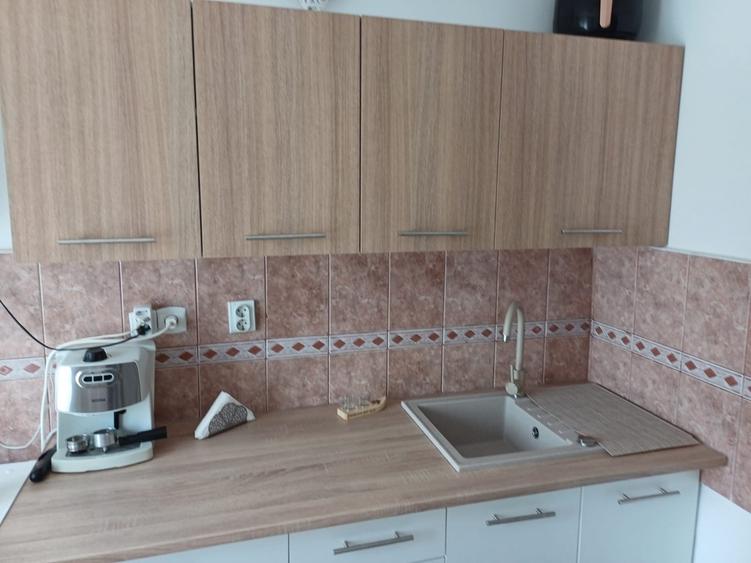 Drumul Taberei, inchiriere 3 camere, Bl stradal - 19