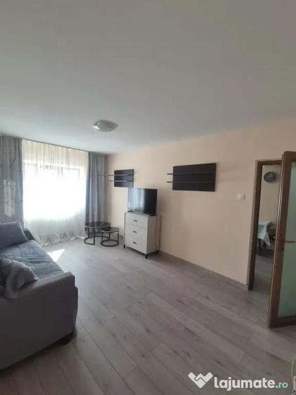 Apartament cu 2 camere decomandat în Orizont