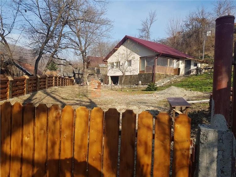 Casa tip parter zona Cozieni - 1