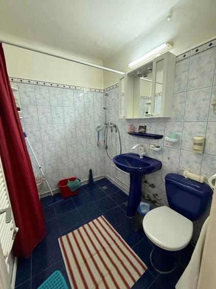 De vânzare apartament 3 camere Zona Bld Independeței - 7