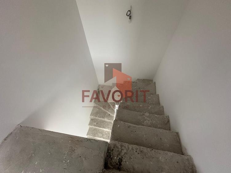 Duplex | Parter + Etaj + Pod |  Toate utilitatile | Curte generoasa | - 10