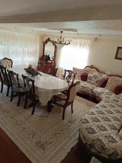 Casa de vanzare in zona Zavoaie 274 mp utili, complet mobilata, pre? negociabi Casa de vanzare in zona Zavoaie 274 mp utili, complet mobilata, pre? negociabi