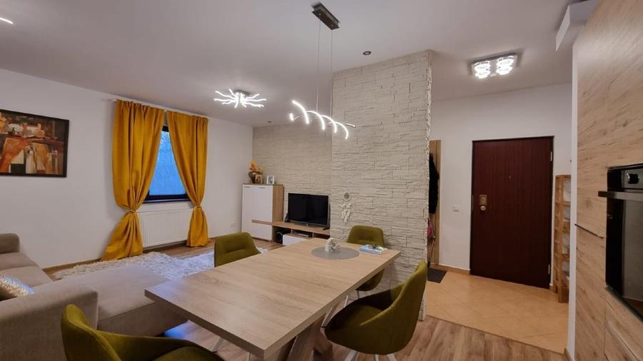 Apartament cu 2 camere decomandat în Calea Moroieni