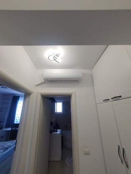 Vând apartament  cu curte - 13
