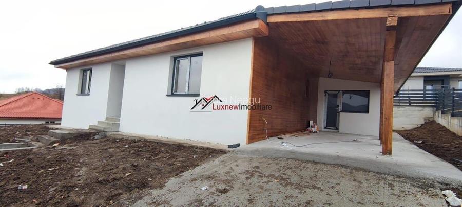 Casa individuala semifinisata in Corusul. Su.120 mp pe teren de 726 mp. Detine C